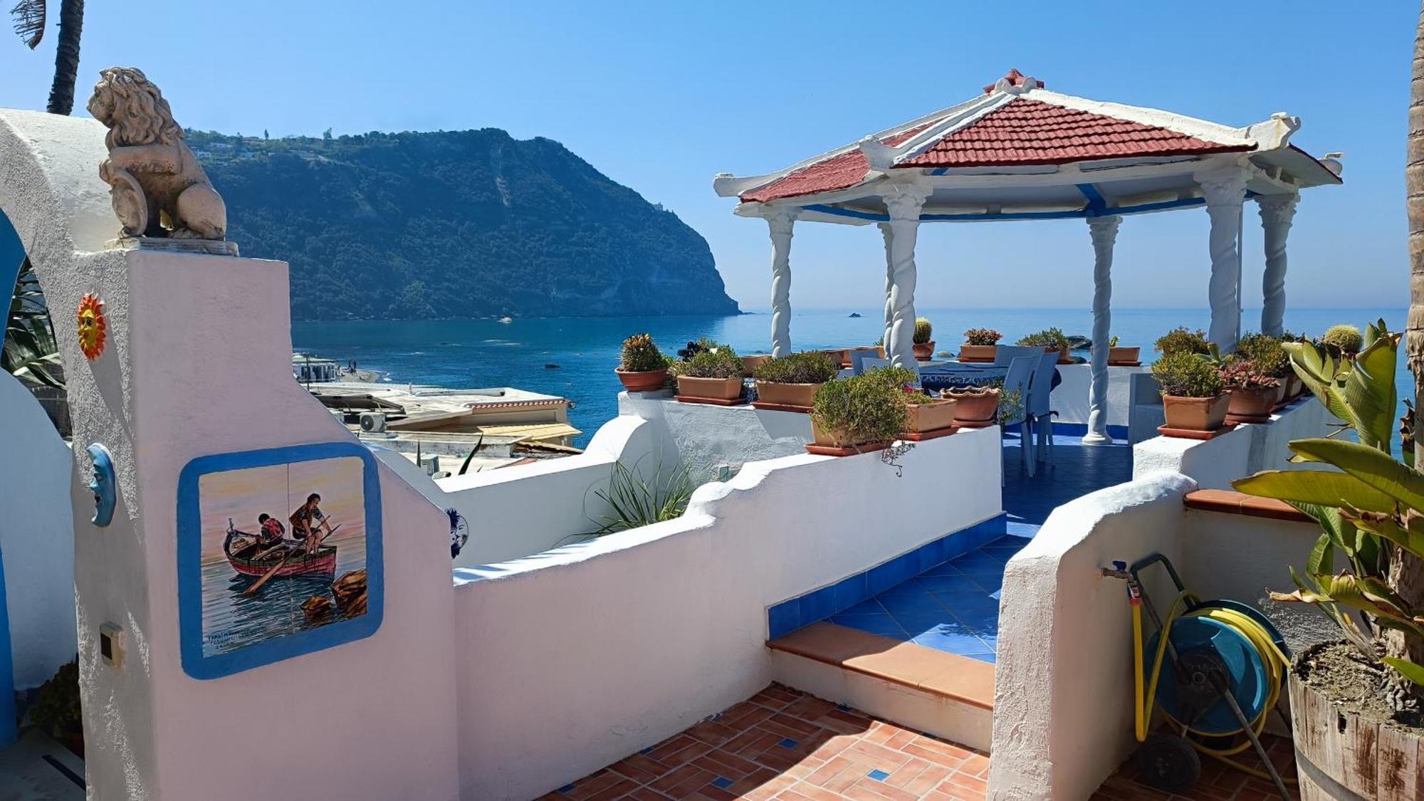 Appartamenti Tina In Villa Restituta Forio di Ischia エクステリア 写真