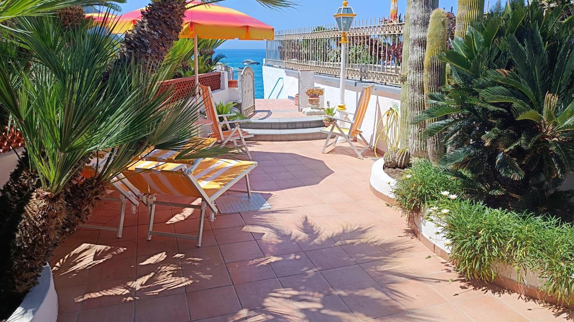 Appartamenti Tina In Villa Restituta Forio di Ischia エクステリア 写真