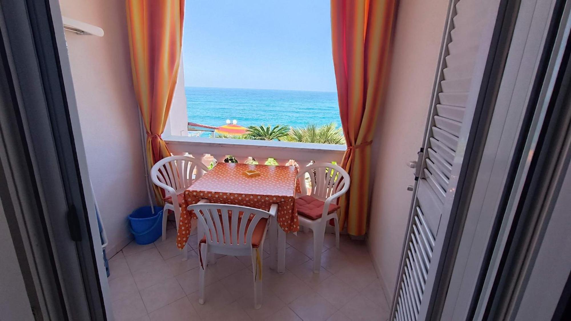 Appartamenti Tina In Villa Restituta Forio di Ischia エクステリア 写真
